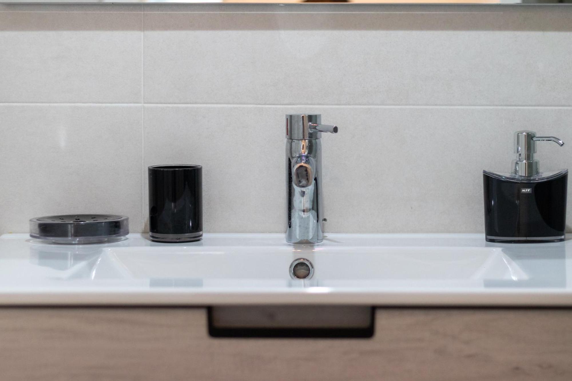 Xirimiri Apartment By People Rentals Bilbao Bagian luar foto
